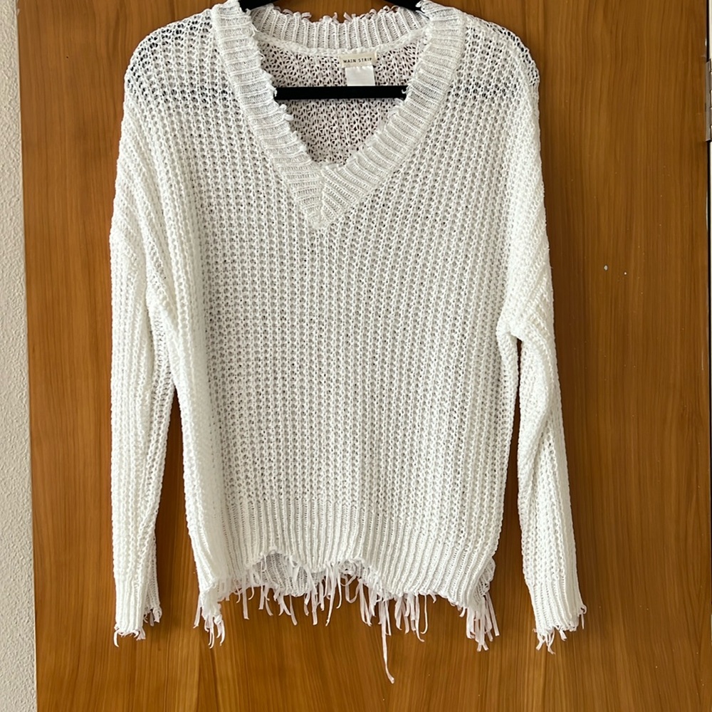 Main Strip Fringe Details Boutique White Sweater